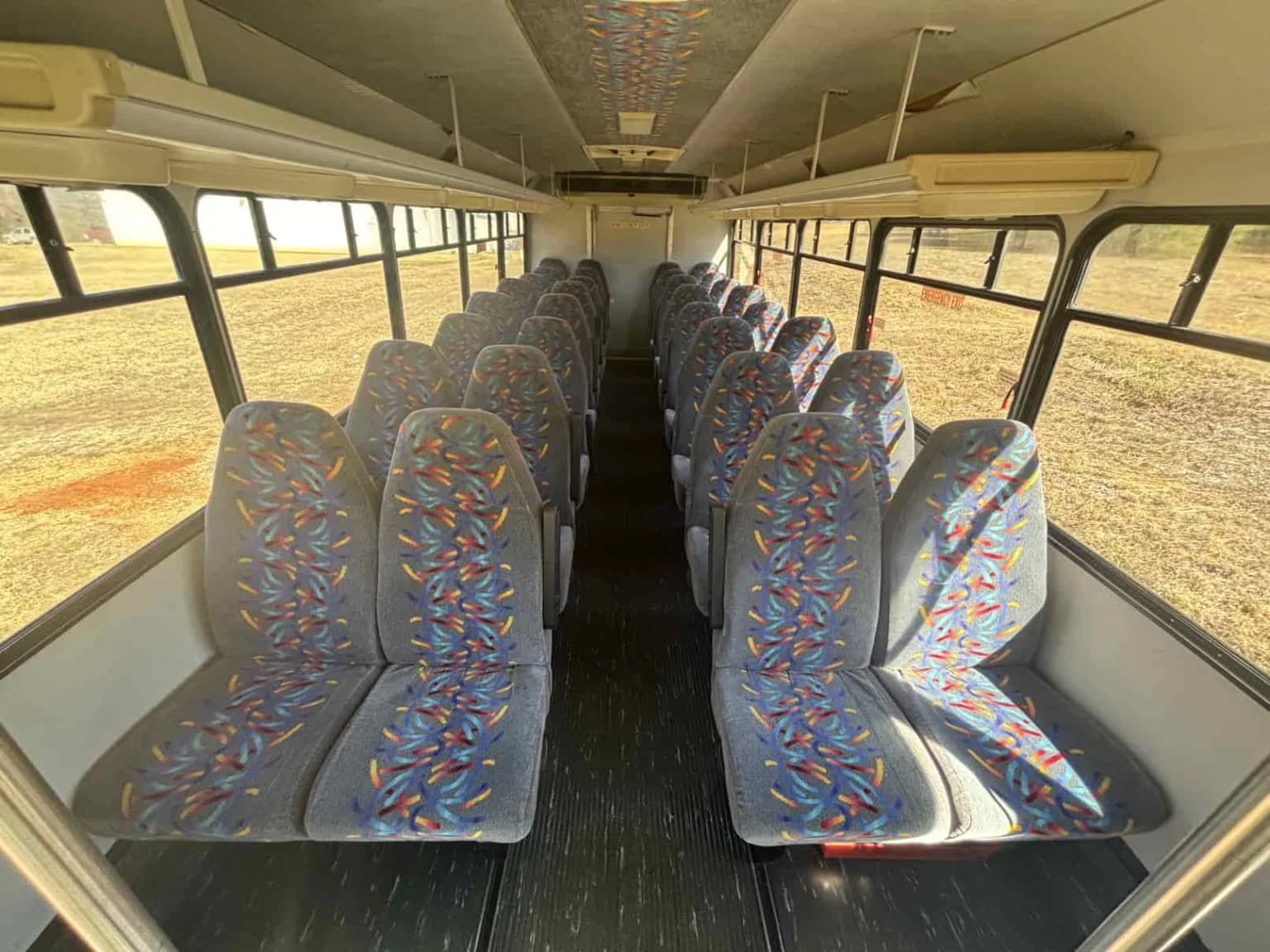 2002 Freightliner Concord Glaval Shuttle Bus - Image 7
