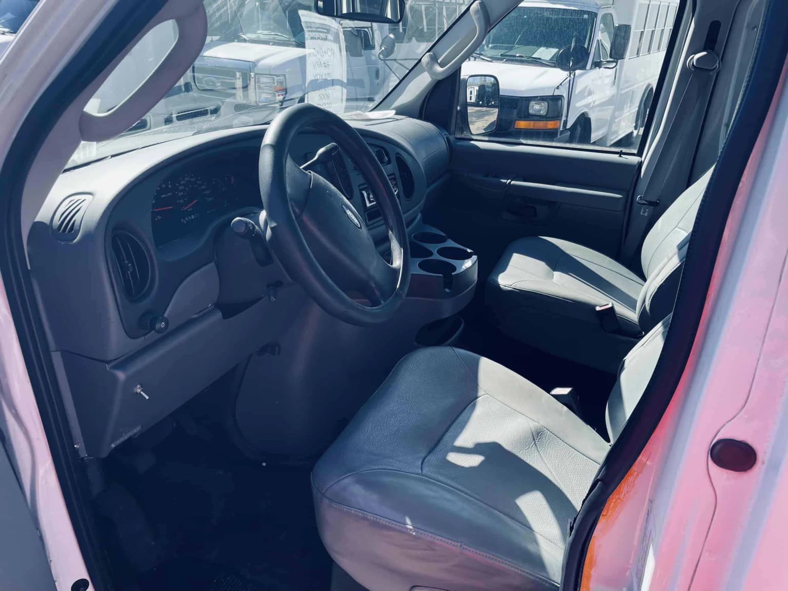 2008 Ford E350 ADA Passenger Van - Image 5