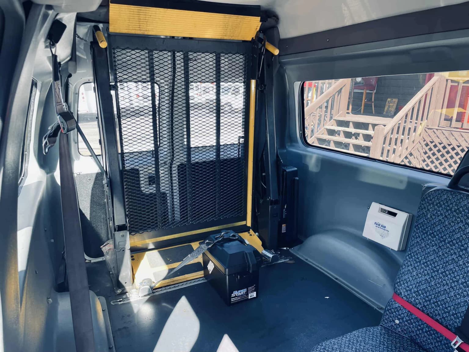 2008 Ford E350 ADA Passenger Van - Image 6