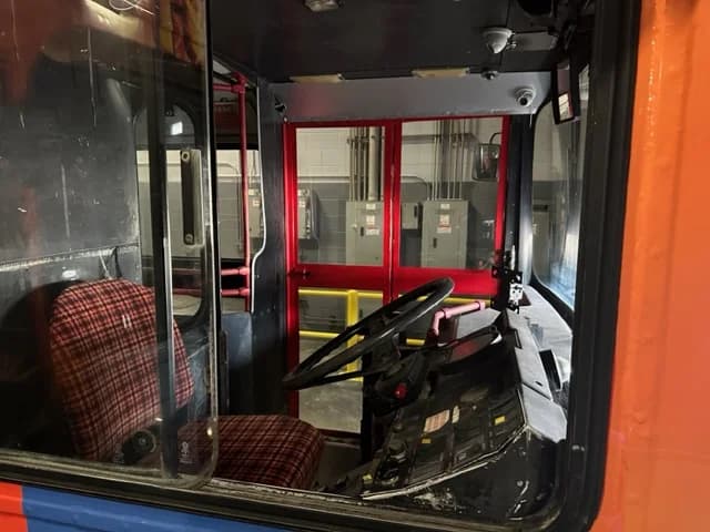 Open Top Double Decker #21836 - Image 7