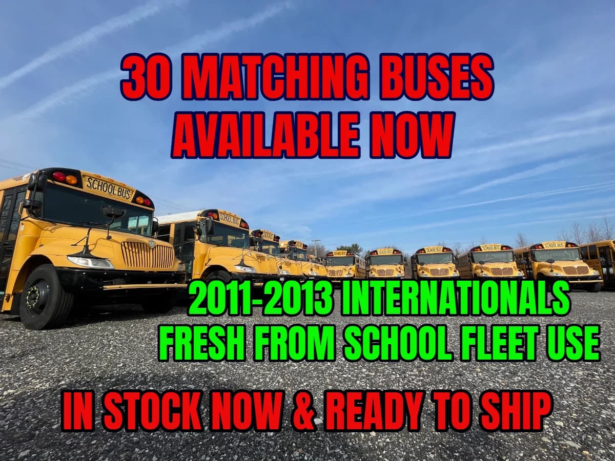 30 Matching Buses Package Deal - Image 1