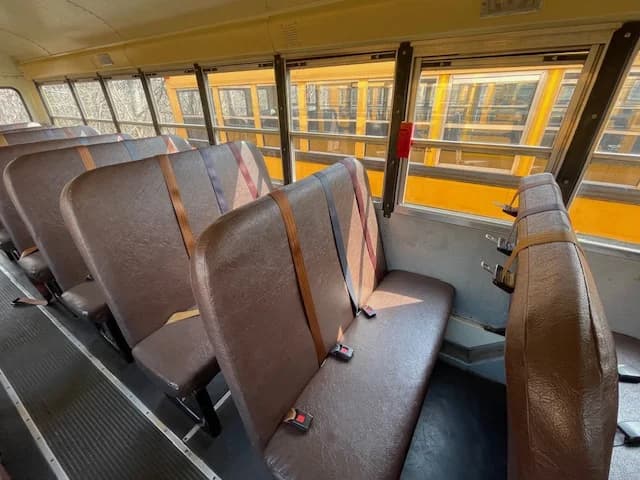 30 Matching Buses Package Deal - Image 29