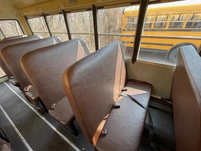 30 Matching Buses Package Deal - Image 32