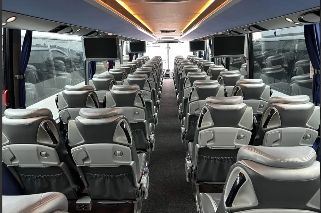 2019 Setra S417 50 Passenger - Image 3