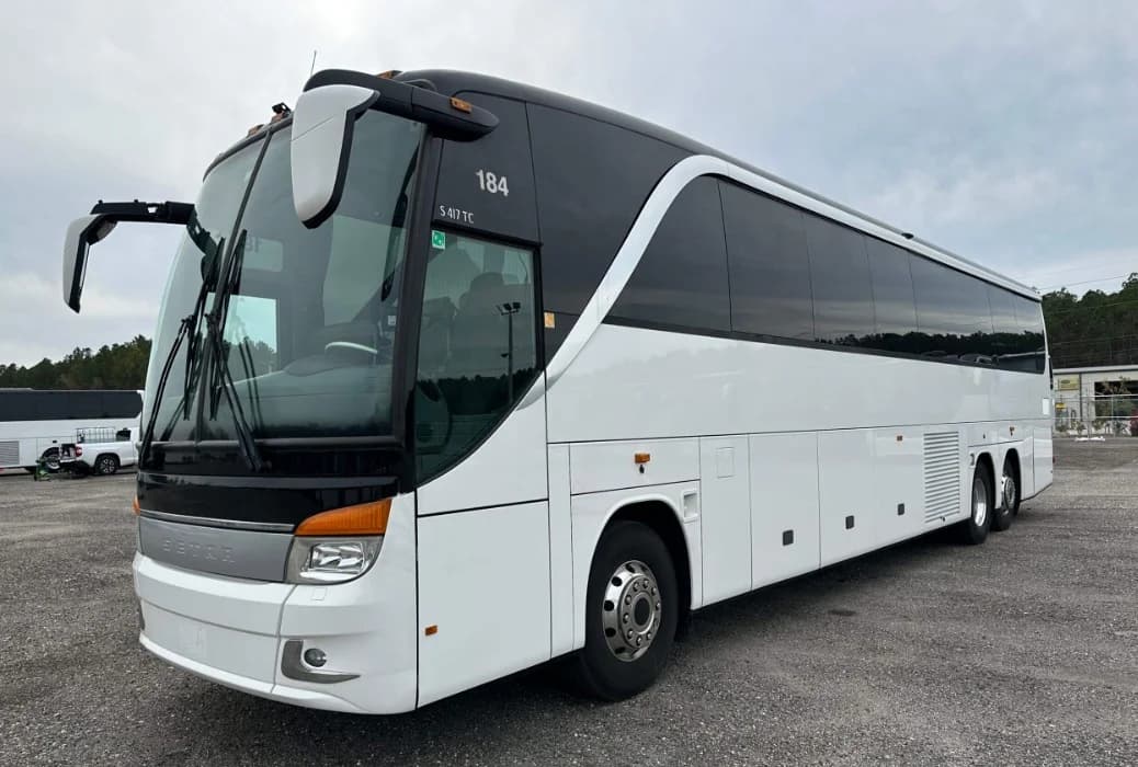 2019 Setra S417 50 Passenger - Image 1