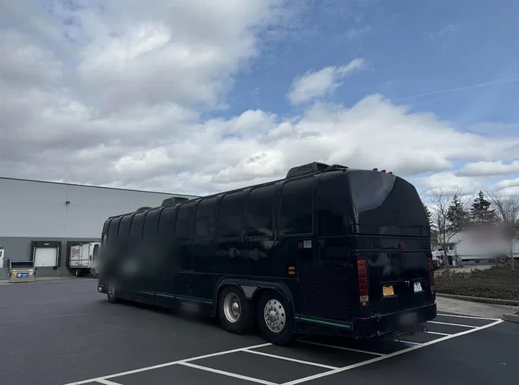 Limo #21862 - Image 3