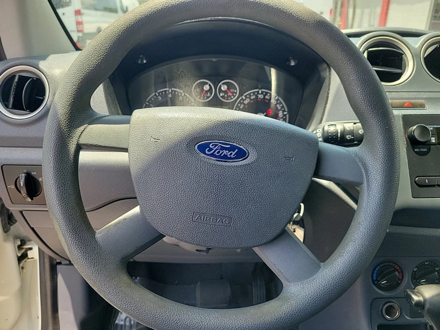 2013 Ford Transit XLT Passenger Van - Image 3