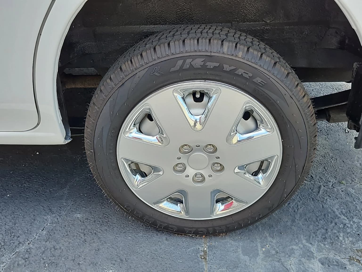 2015 Nissan NV200 Passenger Van - Image 7