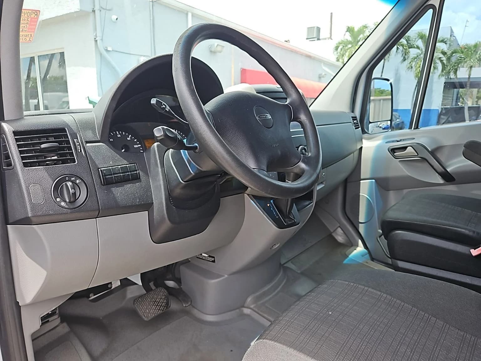 2017 Freightliner Sprinter High Roof Passenger Van - Image 3