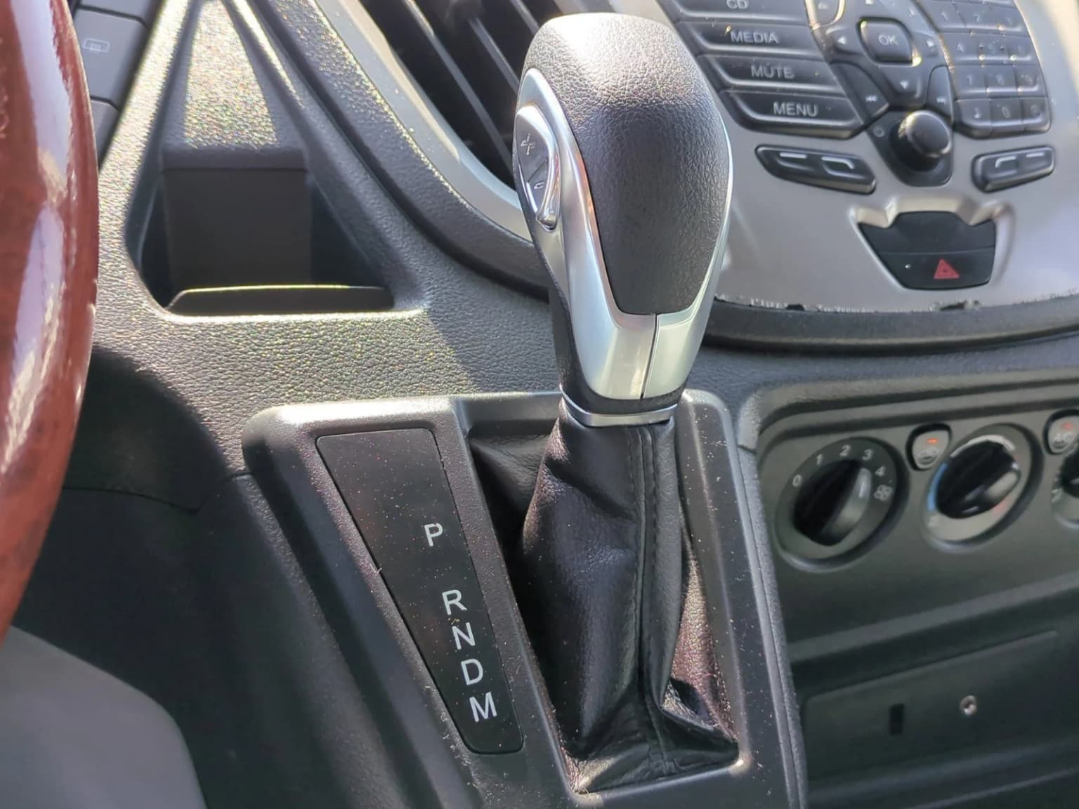 2015 Ford Transit Wagon XL Passenger Van - Image 10