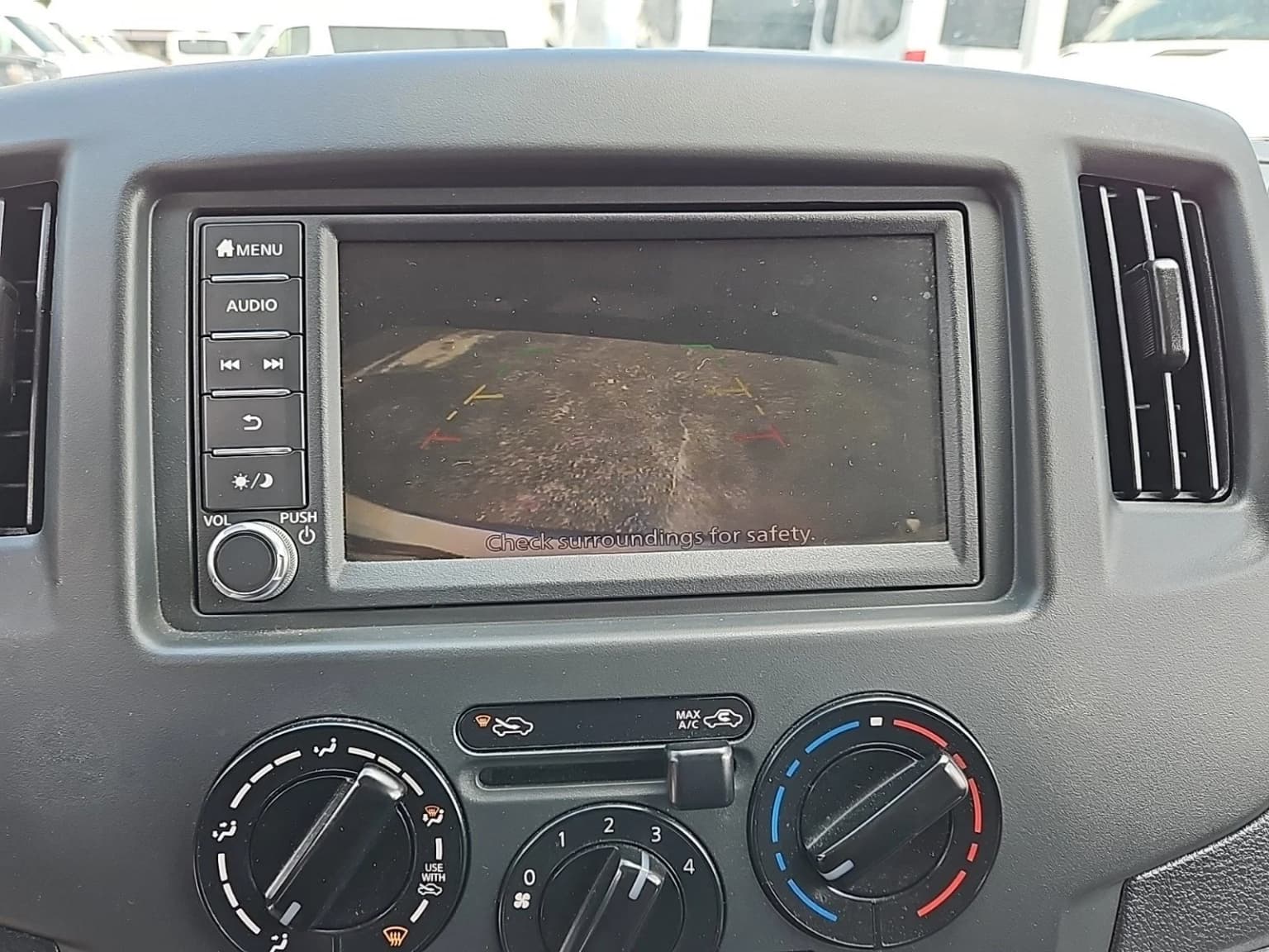 2021 Nissan NV200 Passenger Van - Image 4