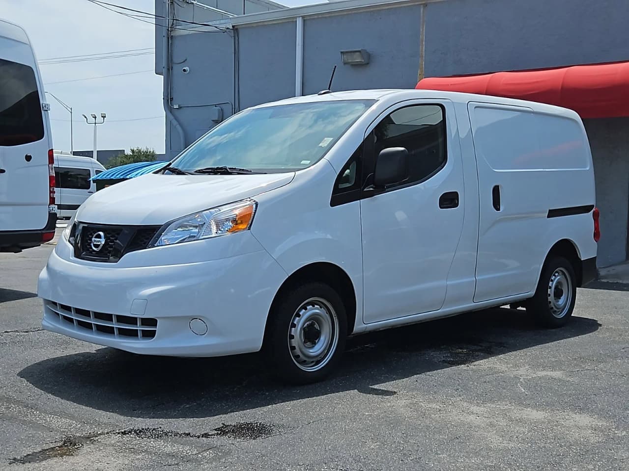 NV200 #21896 - Image 1