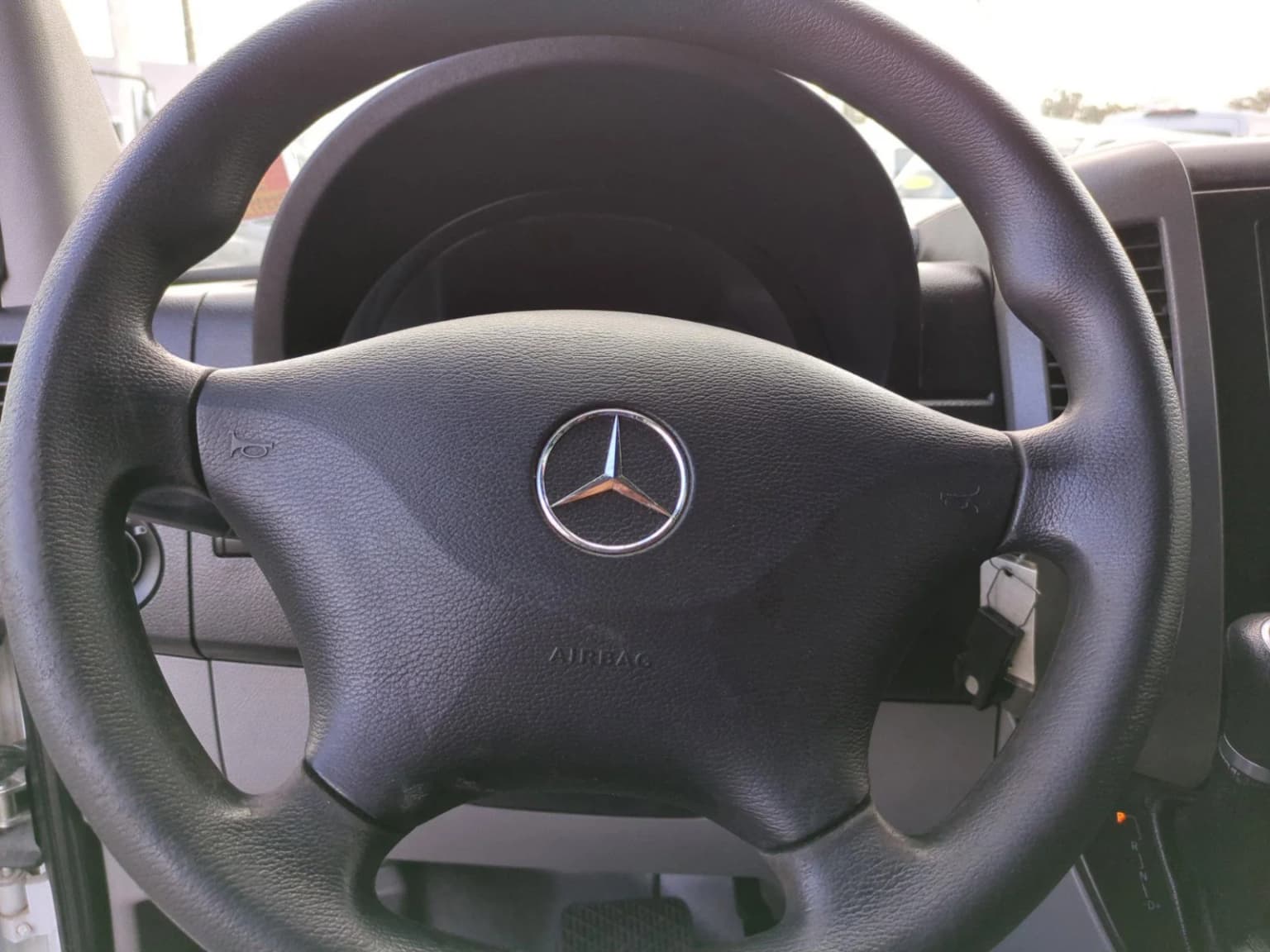 2015 Mercedes Benz Sprinter Passenger Van - Image 10