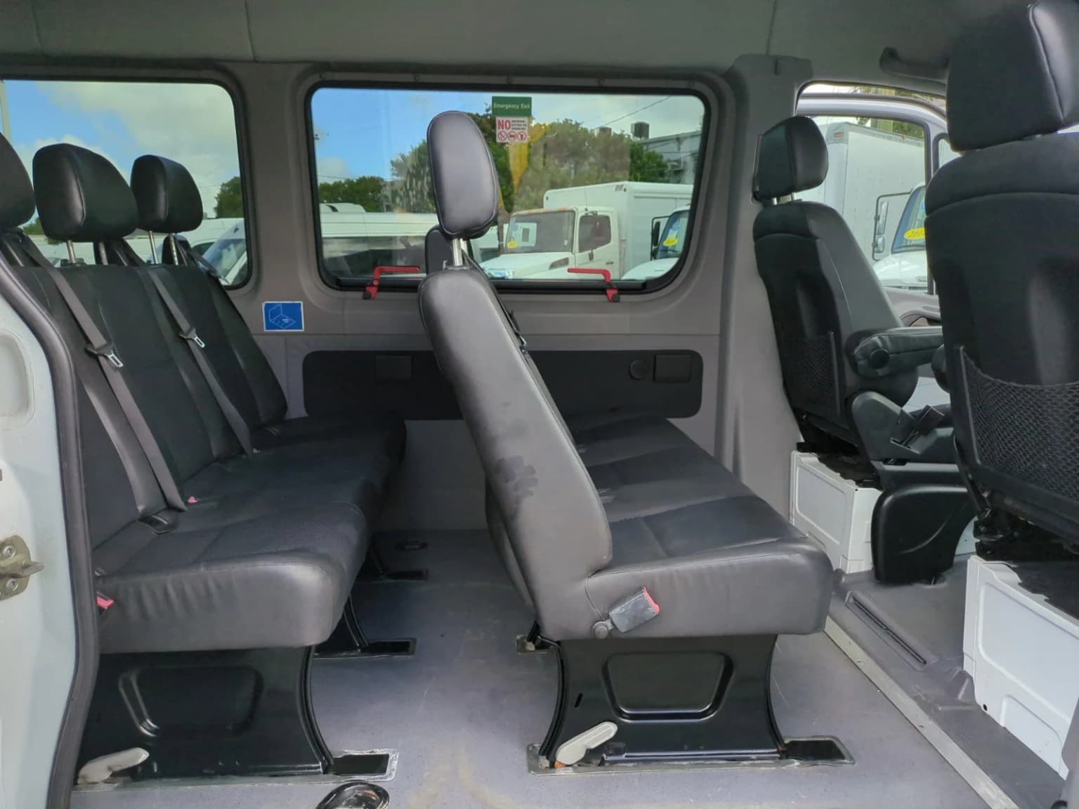 2015 Mercedes Benz Sprinter Passenger Van - Image 11