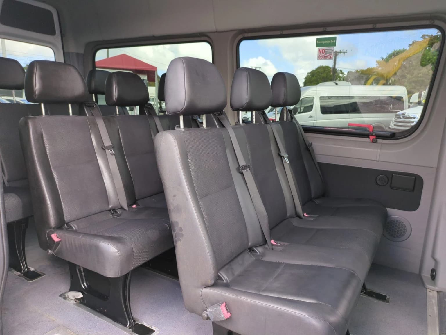 2015 Mercedes Benz Sprinter Passenger Van - Image 12
