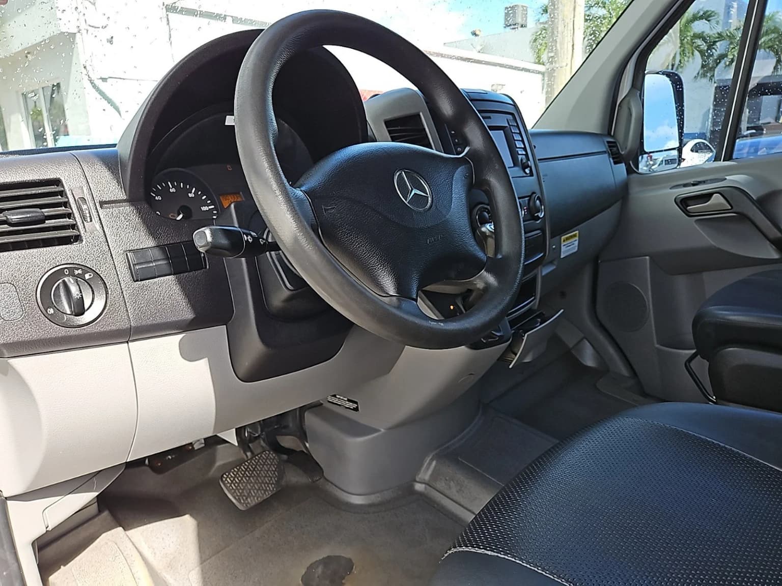 2016 Mercedes Benz Sprinter Passenger Van - Image 9