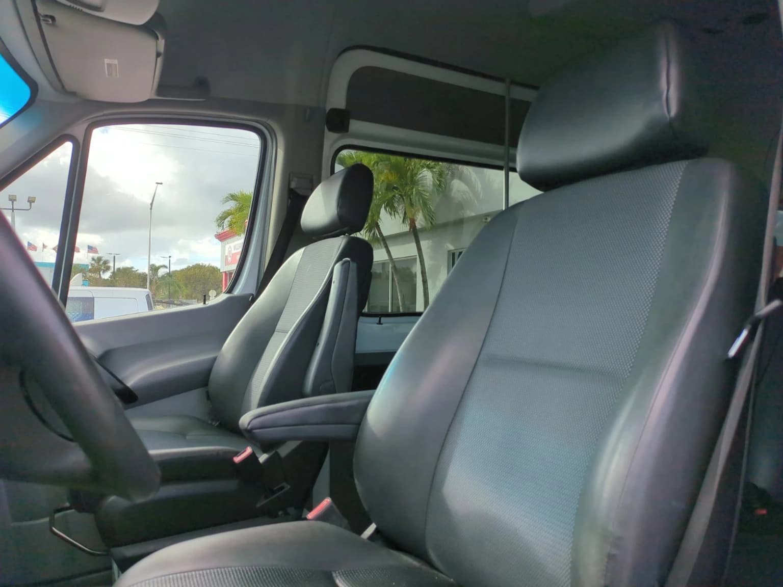 2017 Mercedes Benz Sprinter Passenger Van - Image 11