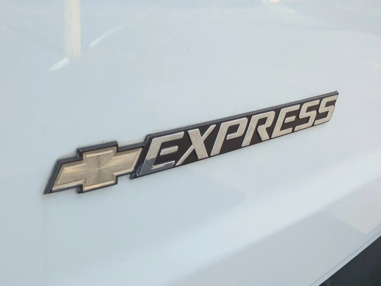 Express #21905 - Image 11