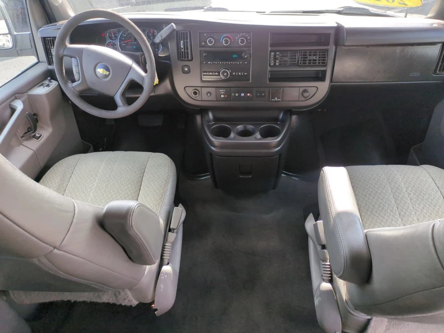 2019 Chevrolet Express Passenger Van - Image 6
