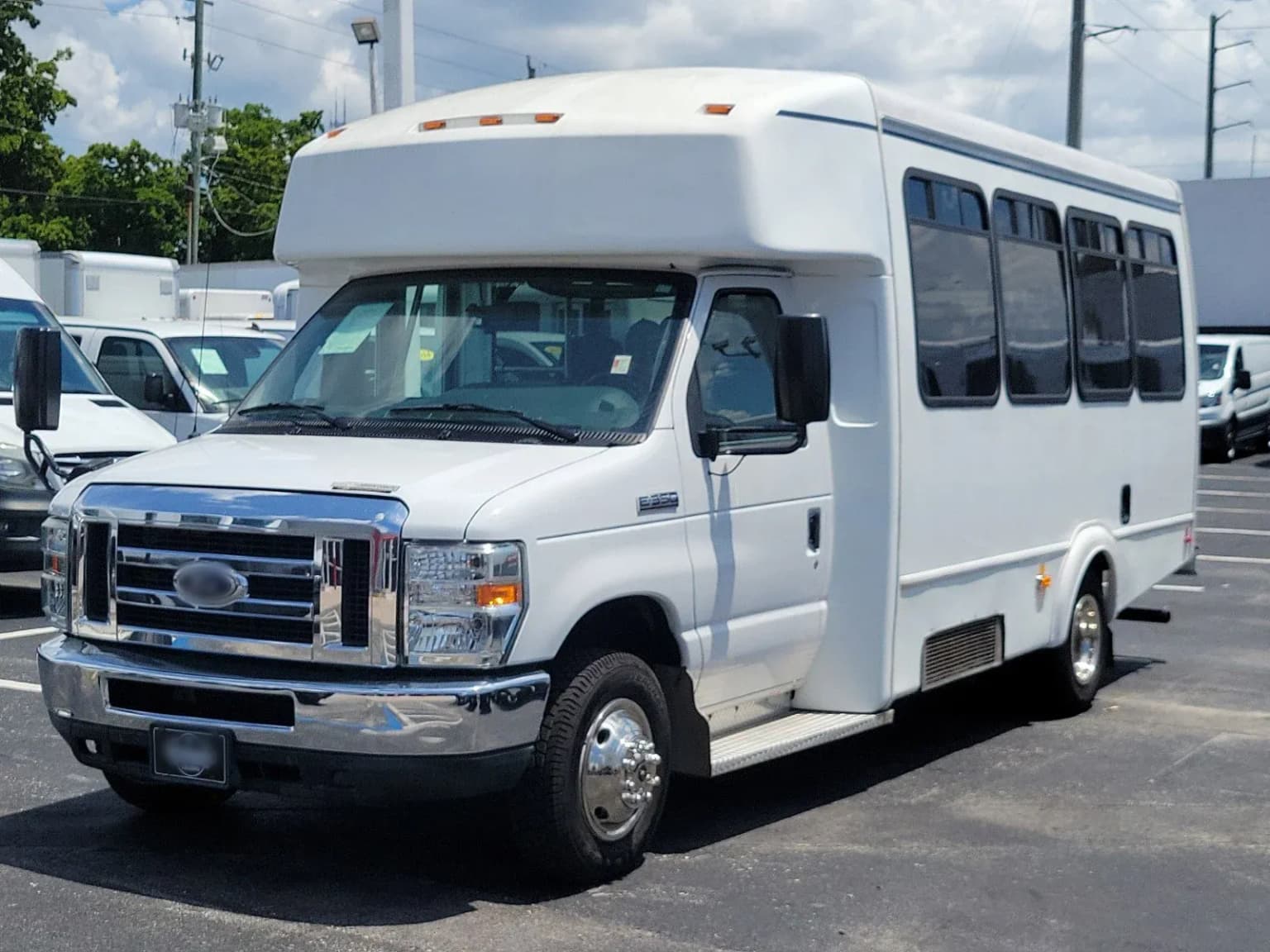 2015 Ford E350 ADA Shuttle Bus - Image 1