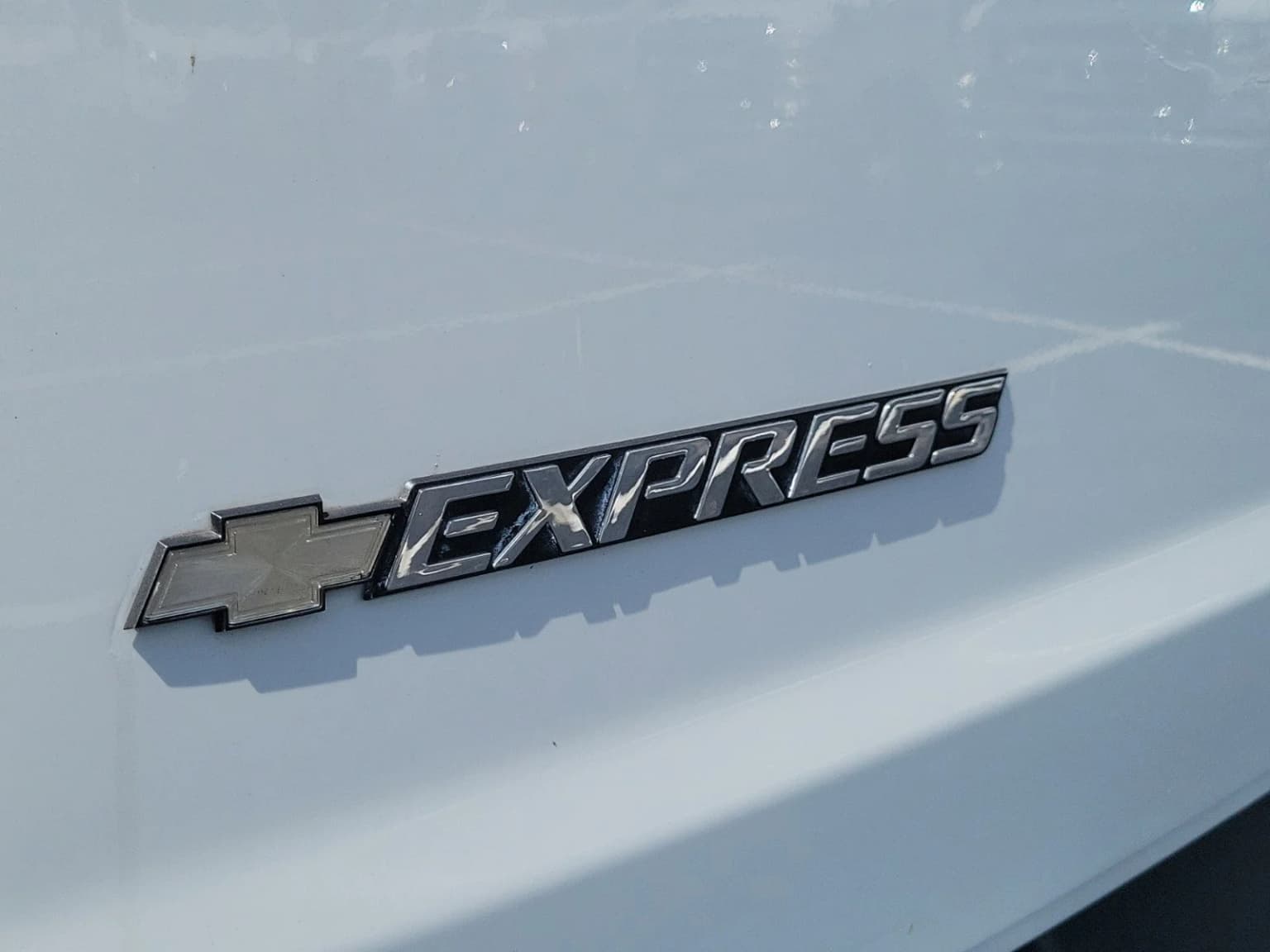 2019 Chevrolet Express Passenger Van - Image 7