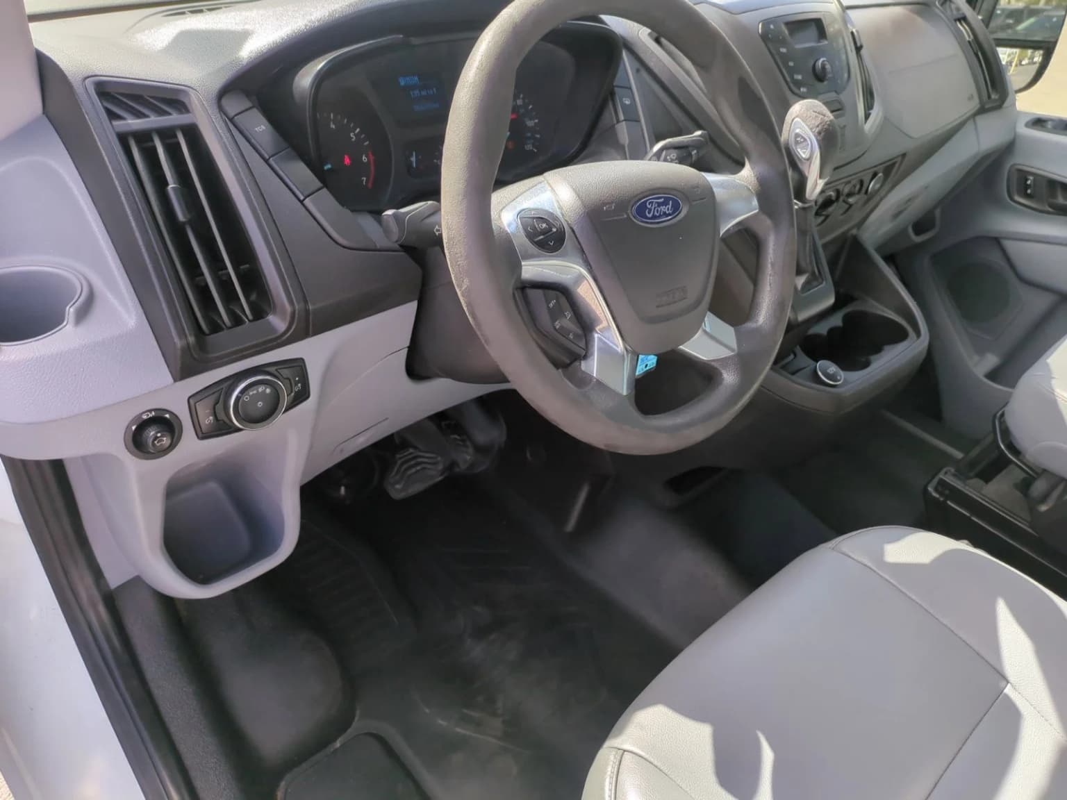 2018 Ford Transit Passenger Van - Image 2