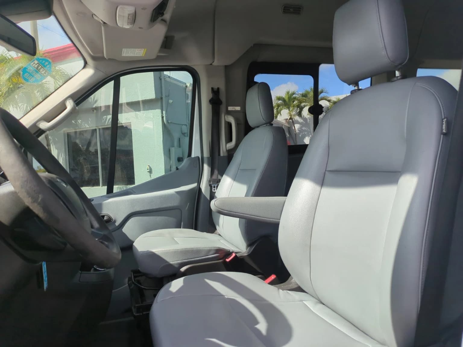 2018 Ford Transit Passenger Van - Image 4