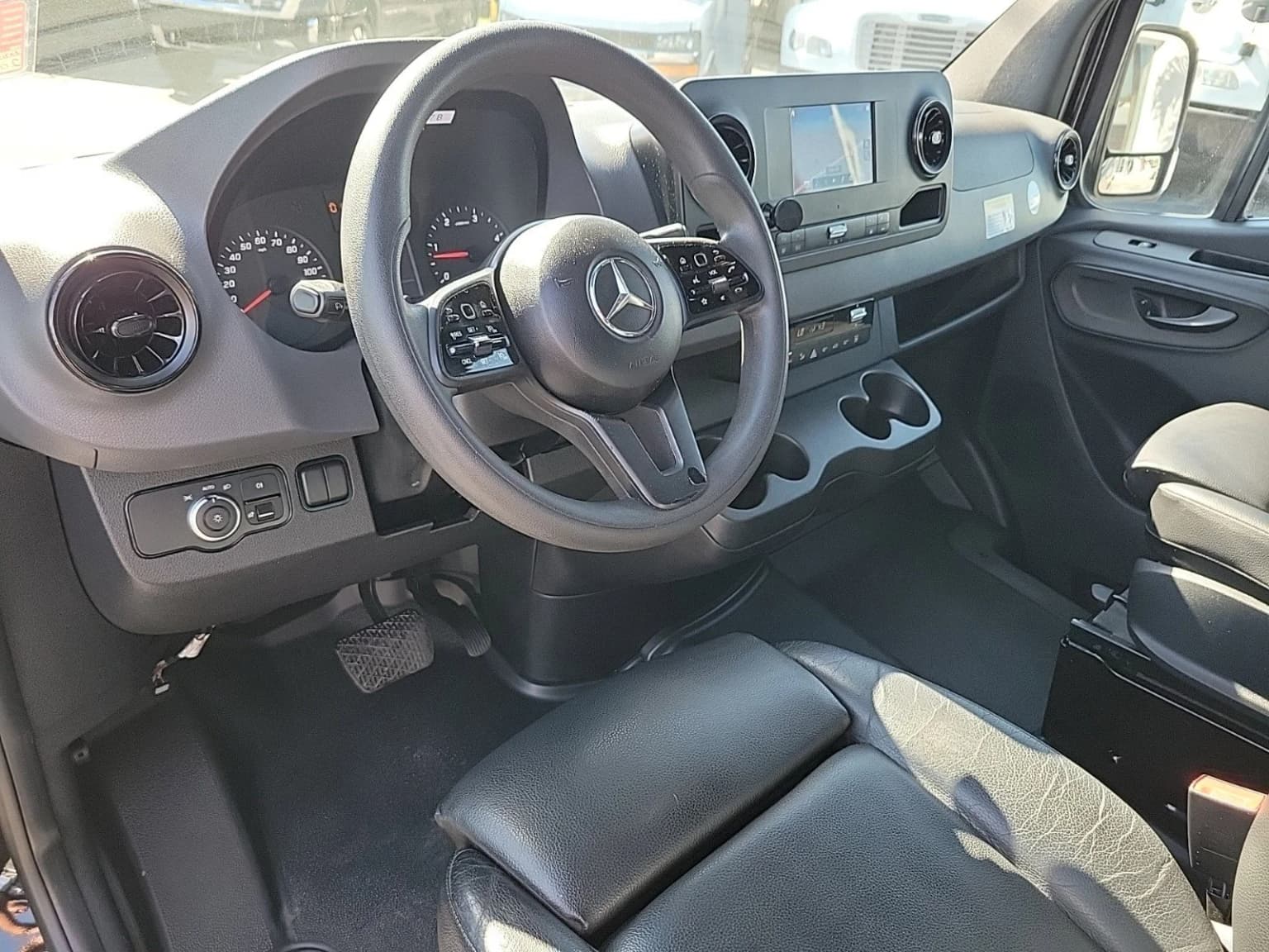 2020 Mercedes Benz Sprinter Passenger Van - Image 10