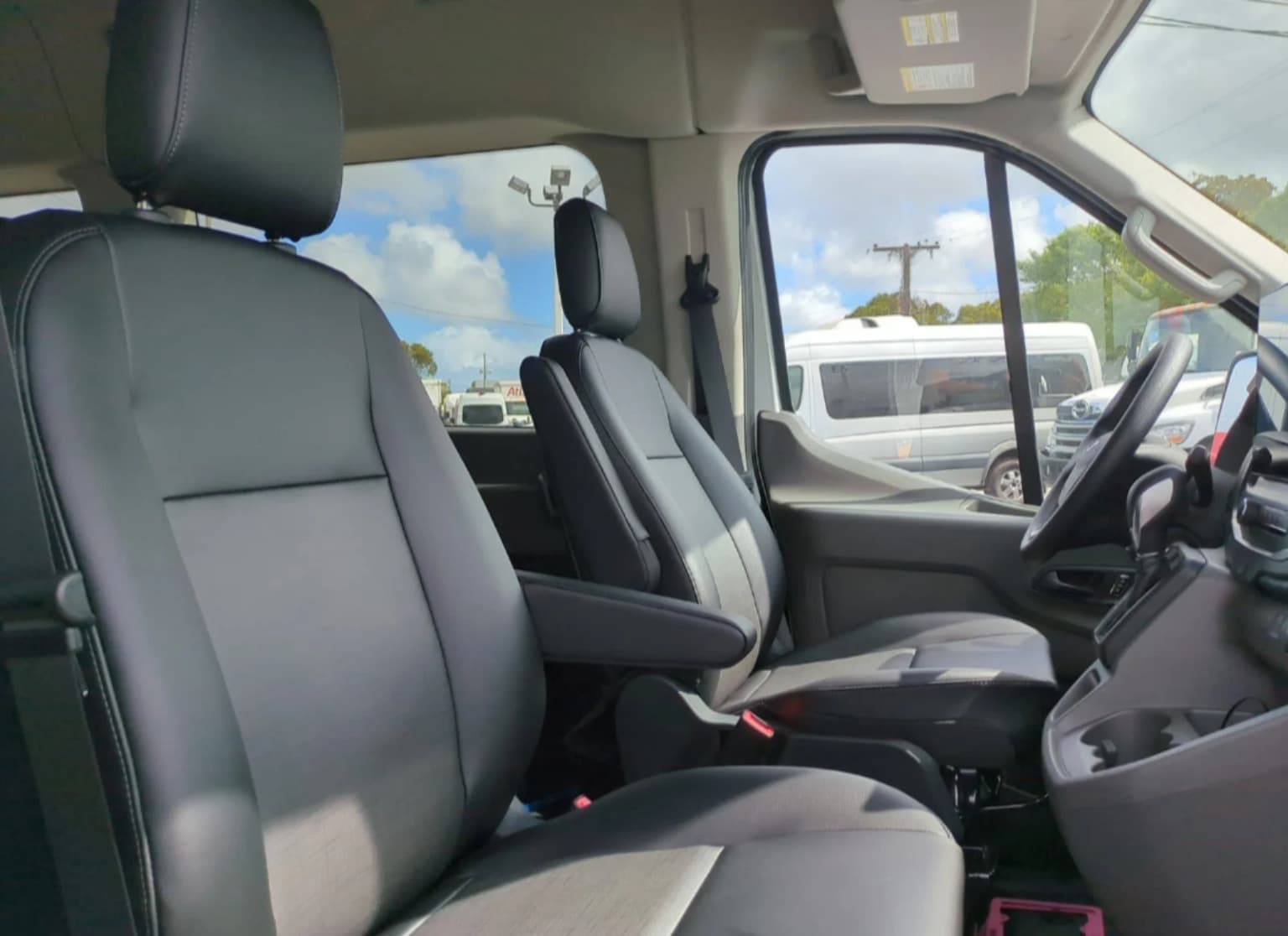 2025 Ford Transit Passenger Van - Image 13