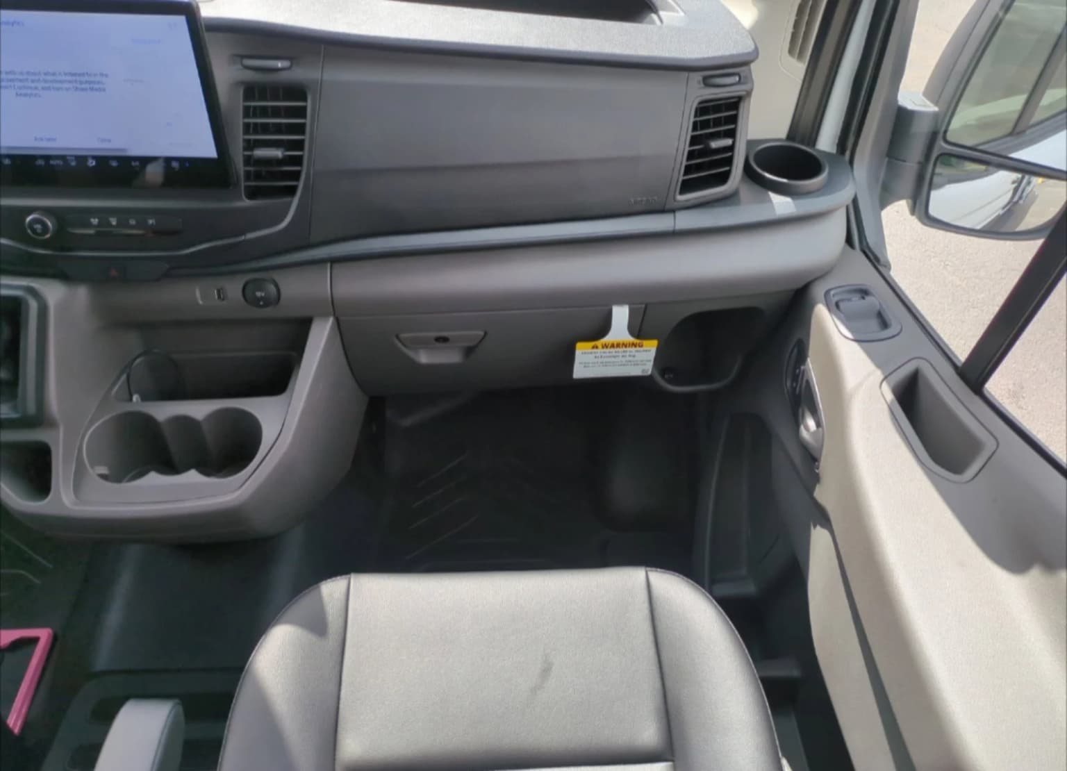 2025 Ford Transit Passenger Van - Image 15