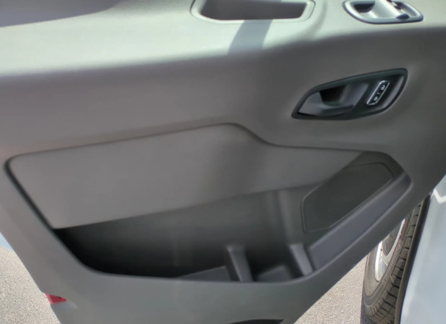 2025 Ford Transit Passenger Van - Image 10