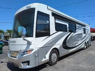 2023 Newmar London Aire bus