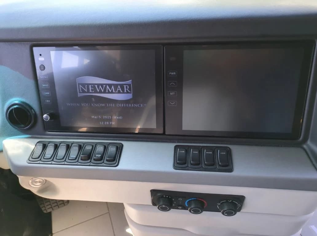 2023 Newmar London Aire Motorcoach Conversion - Image 4