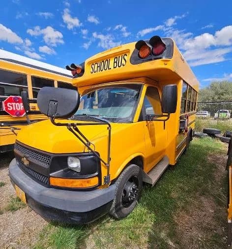 2009 Chevrolet Express School Bus - Image 2