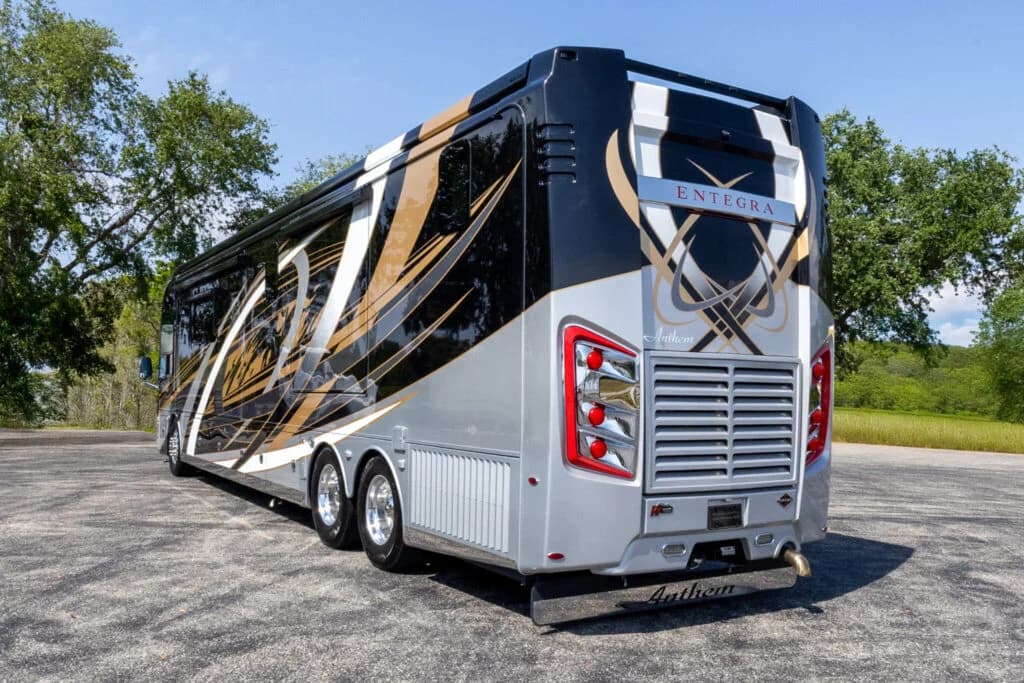 2020 Entegra Anthem 44B Motorcoach - Image 3