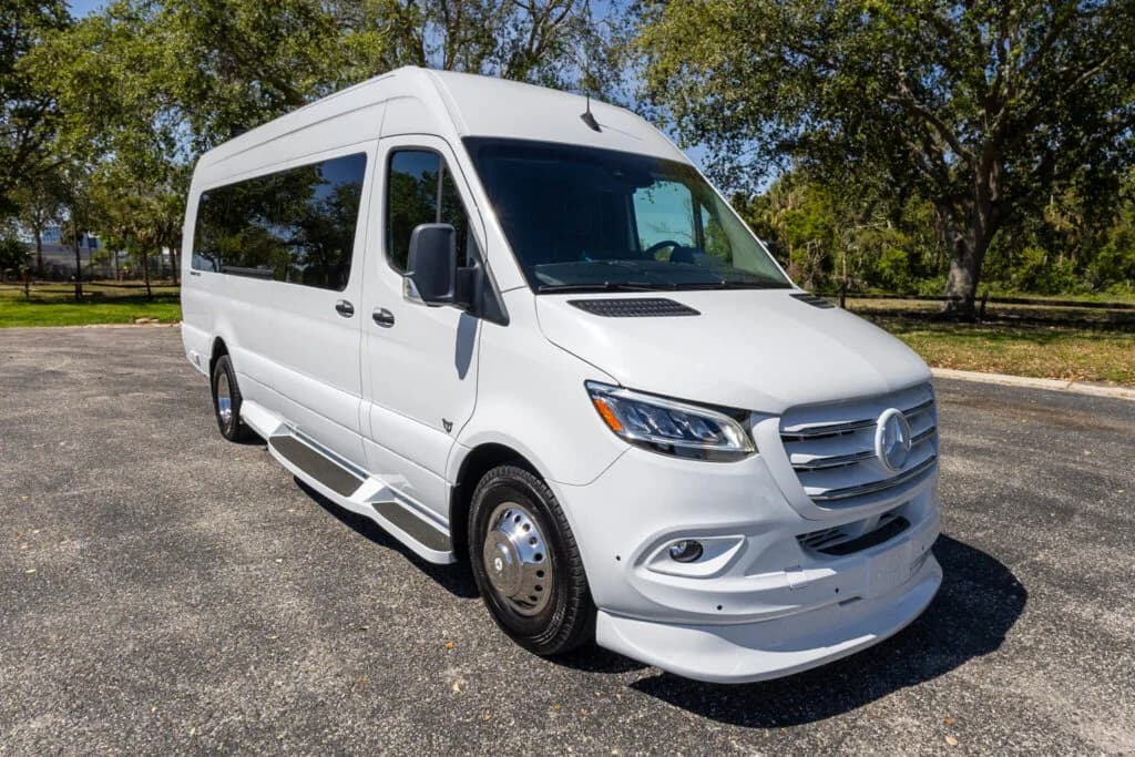 2024 Ultimate Coach XL Motorcoach - Image 1