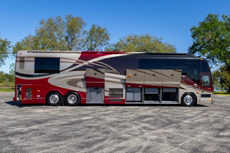 2007 Prevost Liberty H3-45 Motorcoach - Image 18