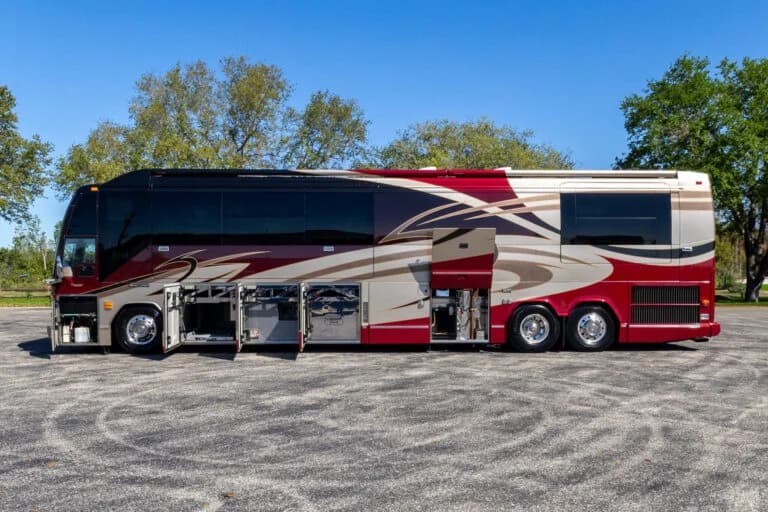 2007 Prevost Liberty H3-45 Motorcoach - Image 19