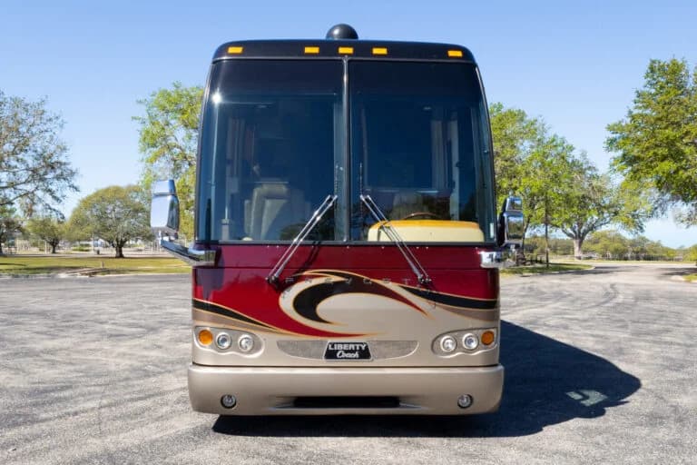 2007 Prevost Liberty H3-45 Motorcoach - Image 5