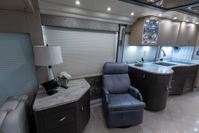 2022 Prevost Millennium H3-45 Motorcoach - Image 9
