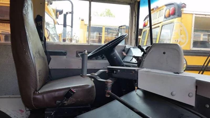 2001 International AmTran School Bus - Image 5
