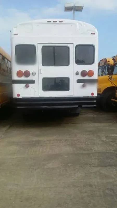 2003 International AmTran Activity Bus - Image 2
