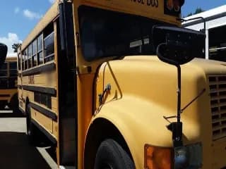 1990 International AmTran bus