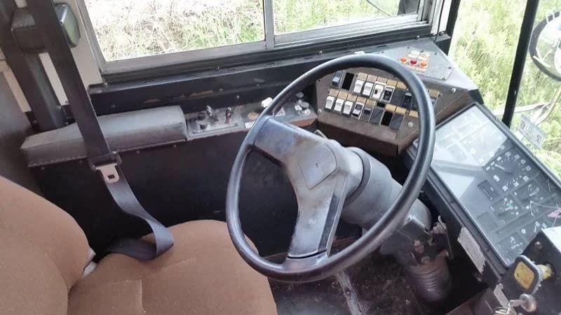 1998 International AmTran School Bus - Image 6