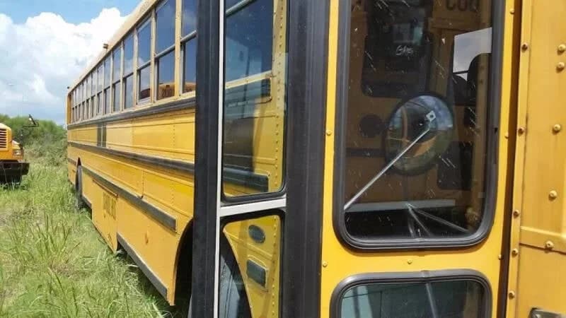 1998 International AmTran School Bus - Image 7