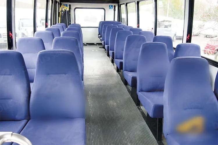 2009 Starcraft Allstar Shuttle Bus - Image 4