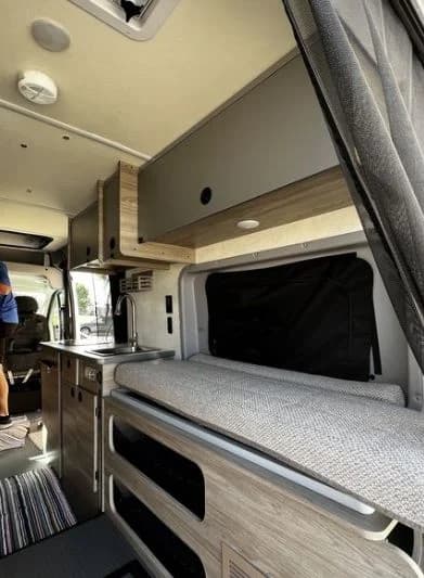 2022 Winnebago Solis 4P Mini RV - Image 3