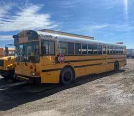 2009 IC RE bus