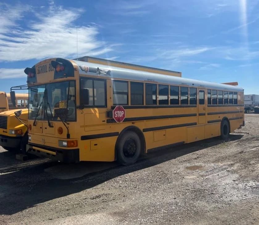 2009 IC RE School Bus - Image 1