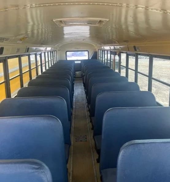 2009 IC RE School Bus - Image 4